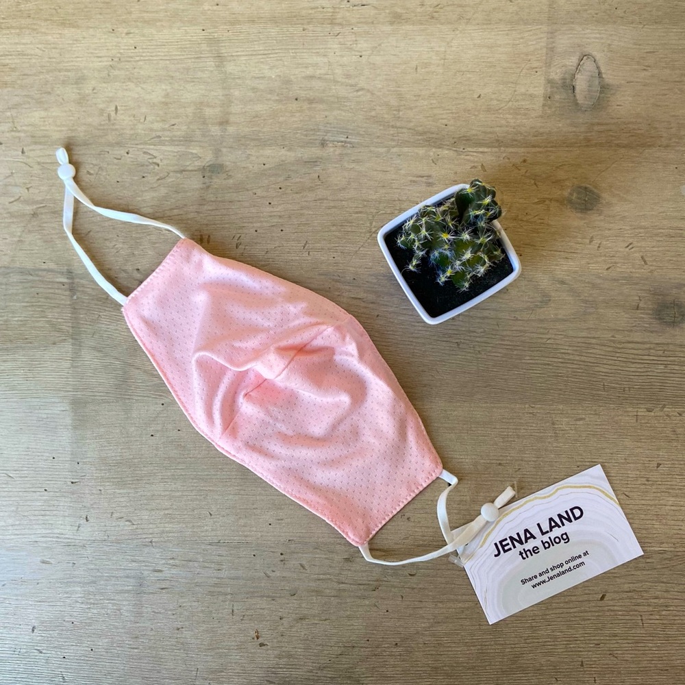 FREE w/ BUNDLE * Peach Mesh Face Mask Cover * SOFT